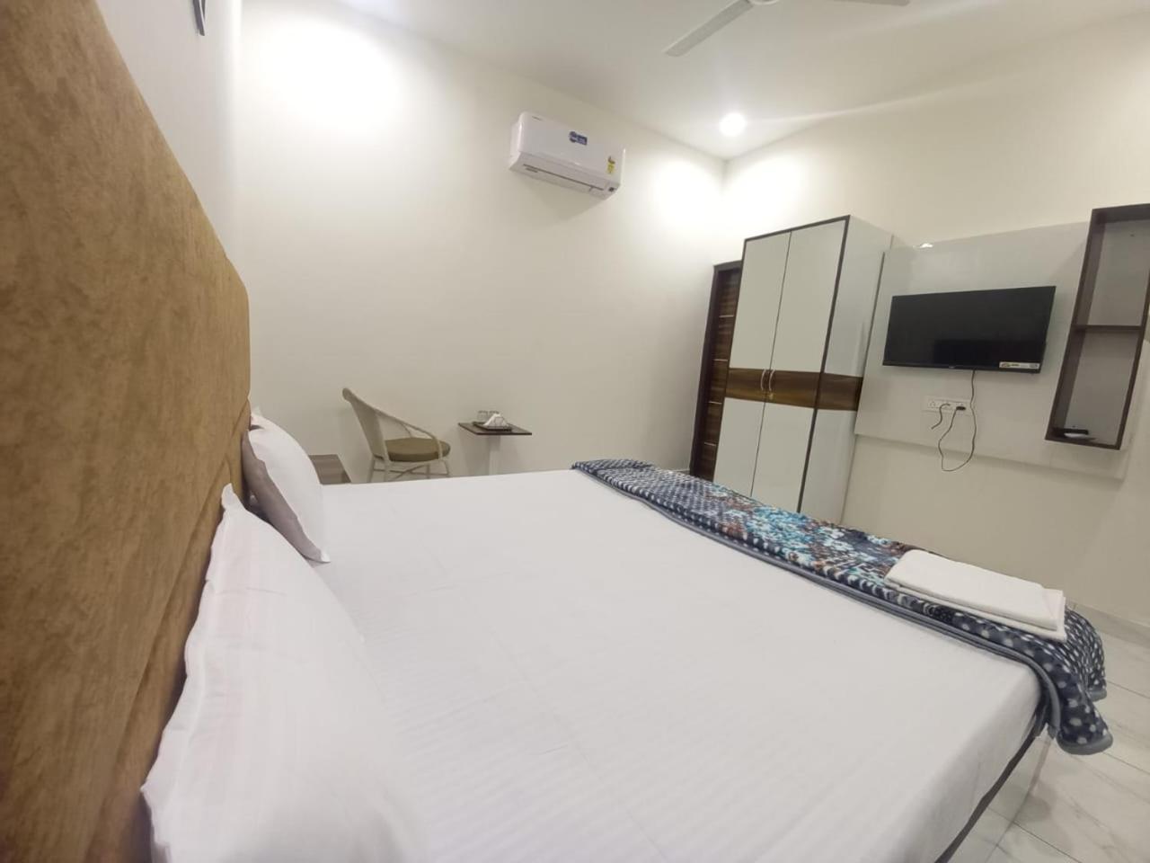 Hotel Kg Residency Ludhiana Exterior photo